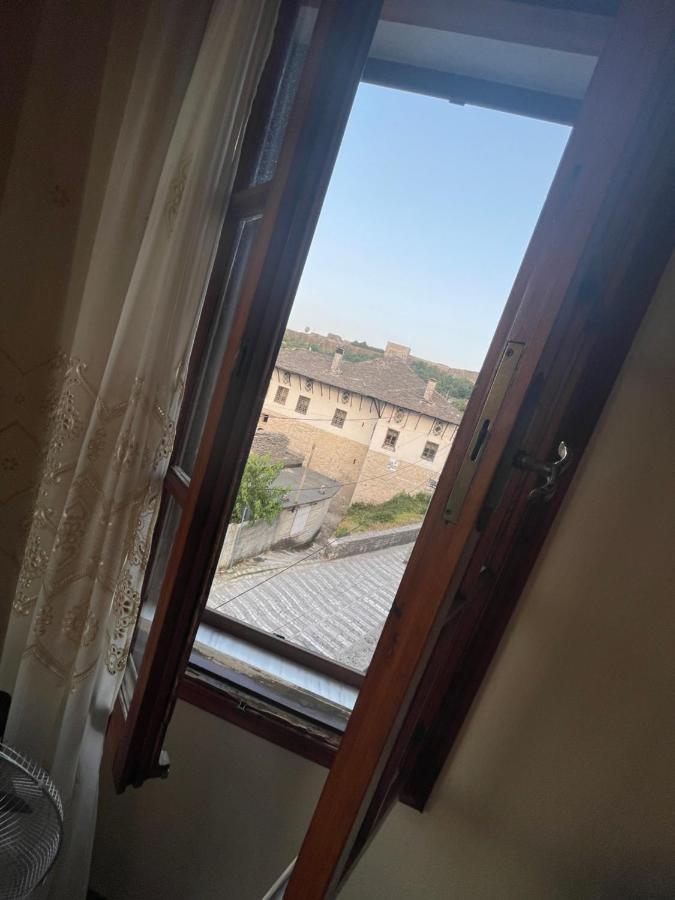 Appartement Eugen Guesthouse Gjirokastër